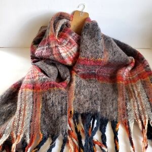 New Natural Reflections Cozy Multicolor Plaid Fringe Scarf